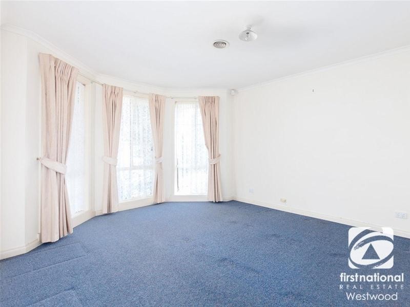 69 Oriole Drive, Werribee VIC 3030