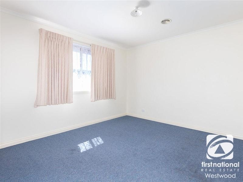 69 Oriole Drive, Werribee VIC 3030