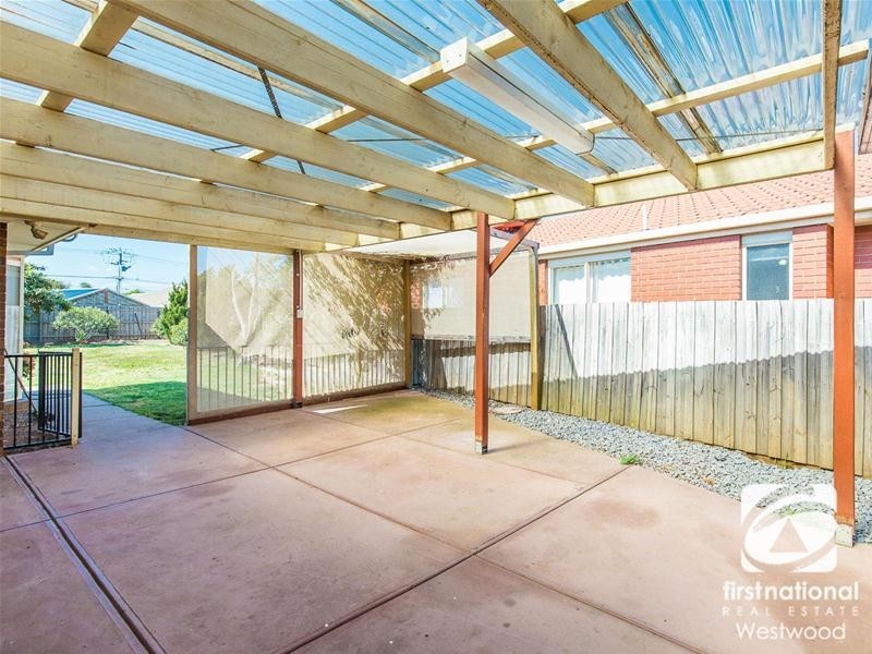 69 Oriole Drive, Werribee VIC 3030