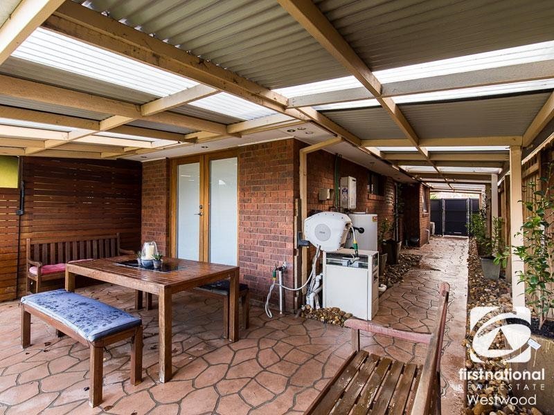 44 Iluka Drive, Werribee VIC 3030