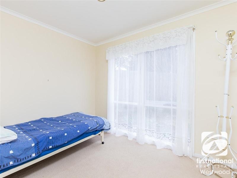 17 Bower Drive, Werribee VIC 3030