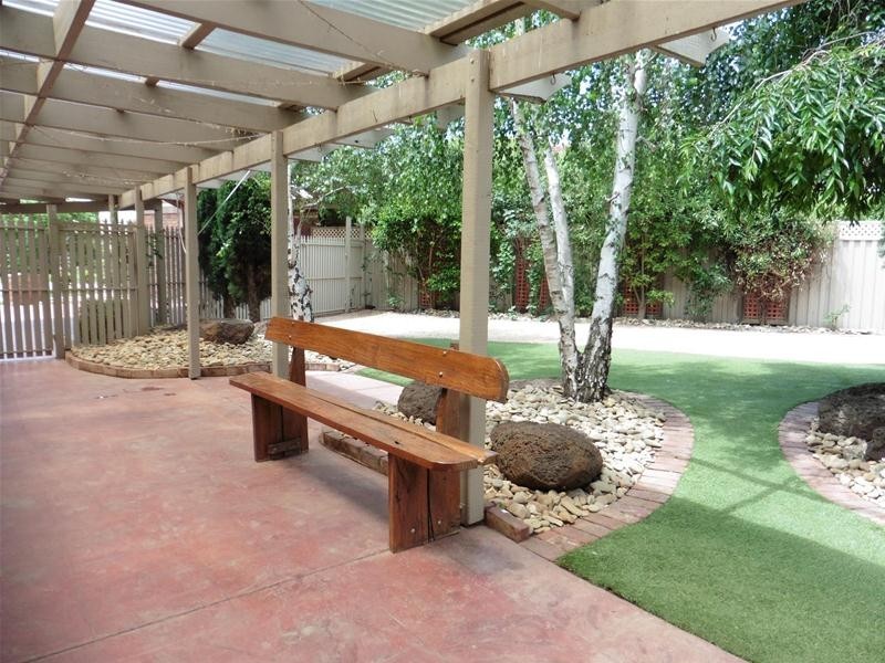 15 Gabrielle Close, Werribee VIC 3030