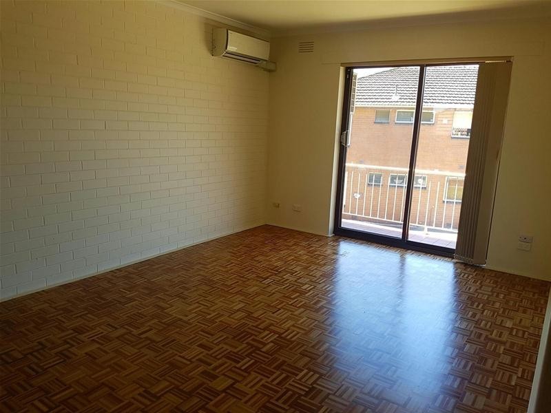 14/3-5 Robin Street, Altona VIC 3018