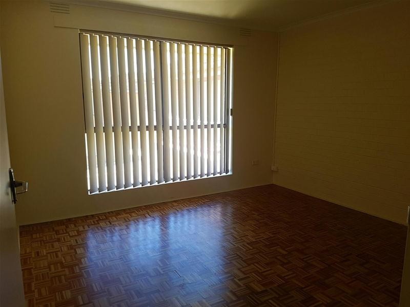 14/3-5 Robin Street, Altona VIC 3018