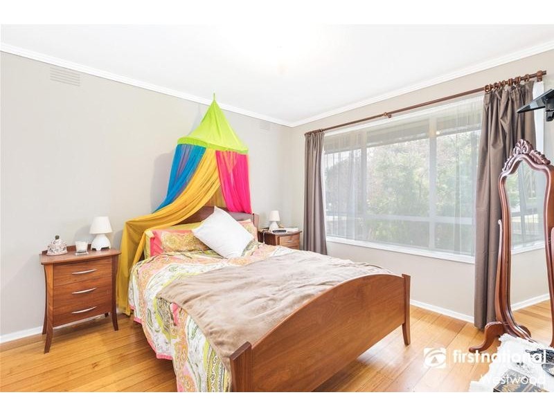 9 Elizabeth Avenue, Werribee VIC 3030