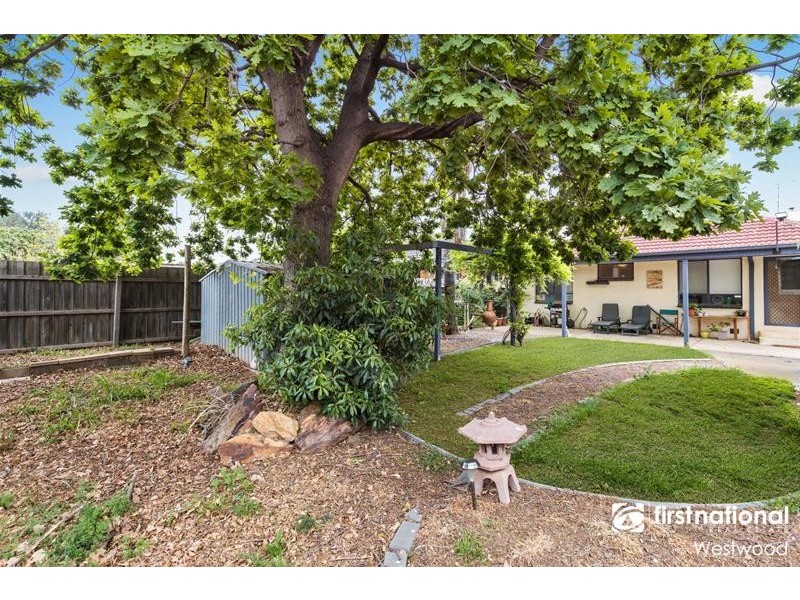 9 Elizabeth Avenue, Werribee VIC 3030