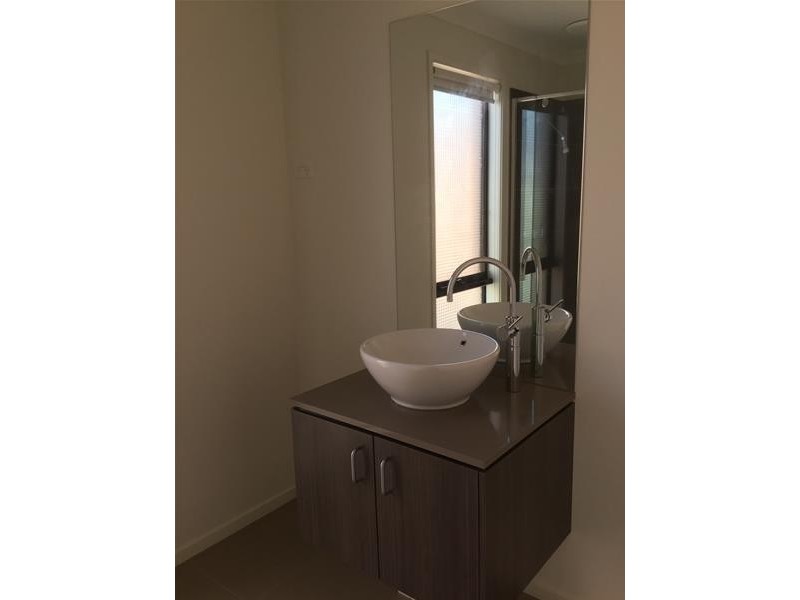 46 Evadene Drive, Tarneit VIC 3029