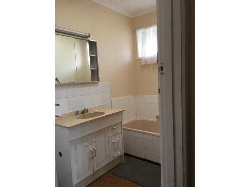 143 Heaths Road, Hoppers Crossing VIC 3029