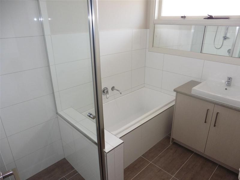 27 Windsor Avenue, Wyndham Vale VIC 3024