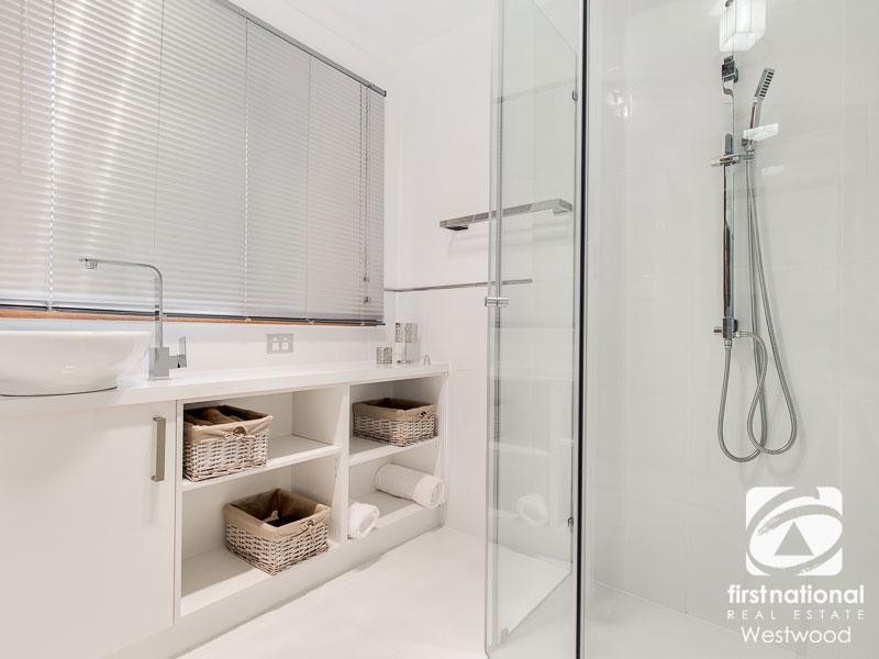 10 Tasman Place, Wyndham Vale VIC 3024