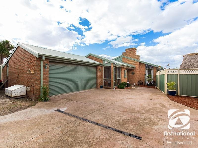 10 Tasman Place, Wyndham Vale VIC 3024