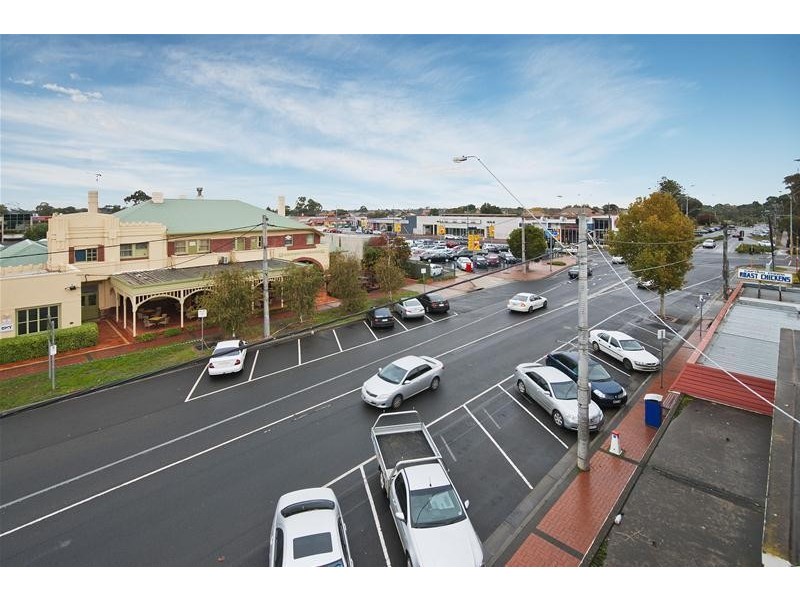 2 (13)/116 Watton Street, Werribee VIC 3030