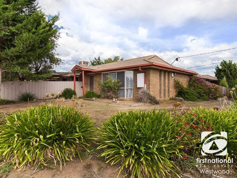 50 Tamarind Crescent, Werribee VIC 3030