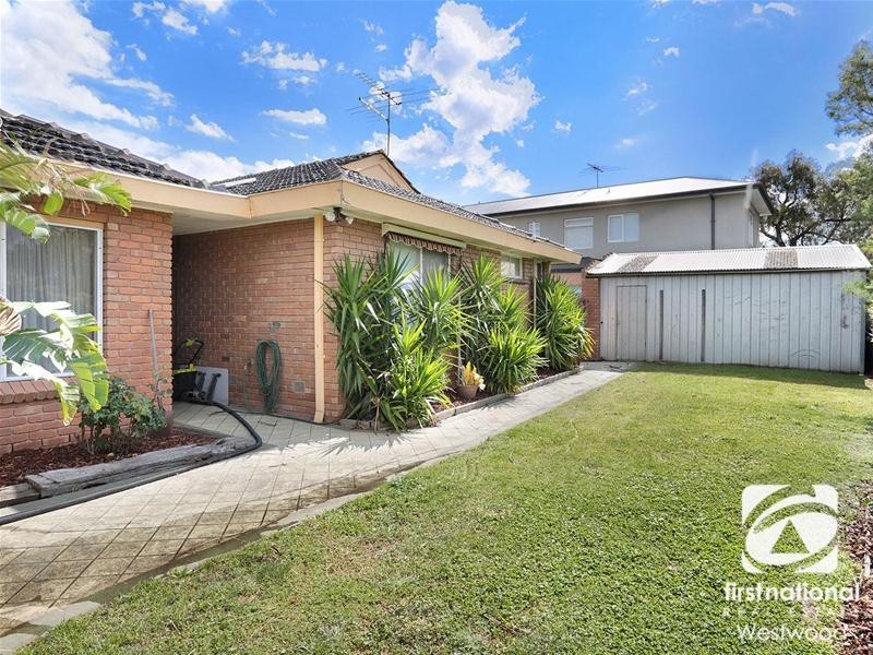 26 Lansell Road, Wyndham Vale VIC 3024