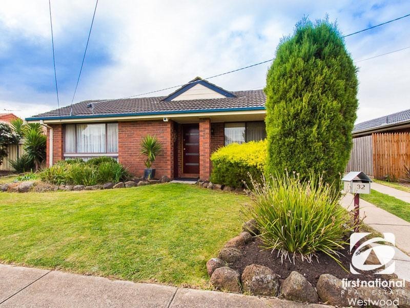 32 Banksia Crescent, Hoppers Crossing VIC 3029