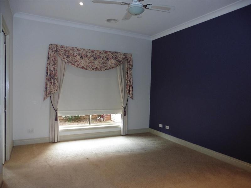 6 Harvest Way, Werribee VIC 3030