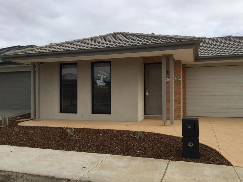 14 Wolomina Crescent, Werribee VIC 3030