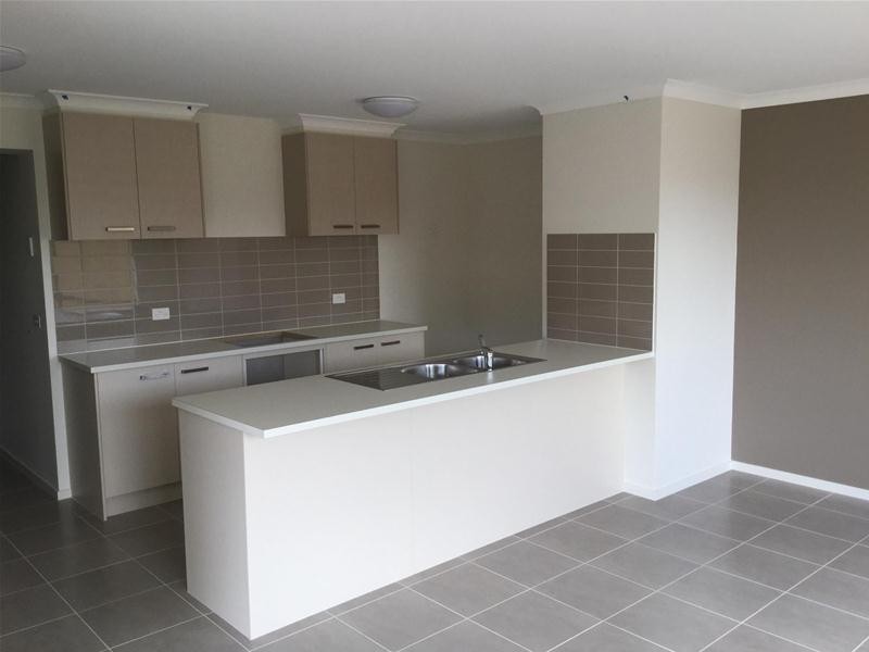 14 Wolomina Crescent, Werribee VIC 3030