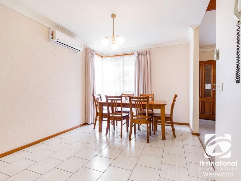 2/129-131 Mossfiel Drive, Hoppers Crossing VIC 3029