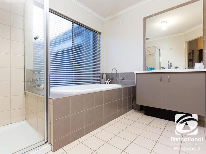 6 Bursill Court, Wyndham Vale VIC 3024