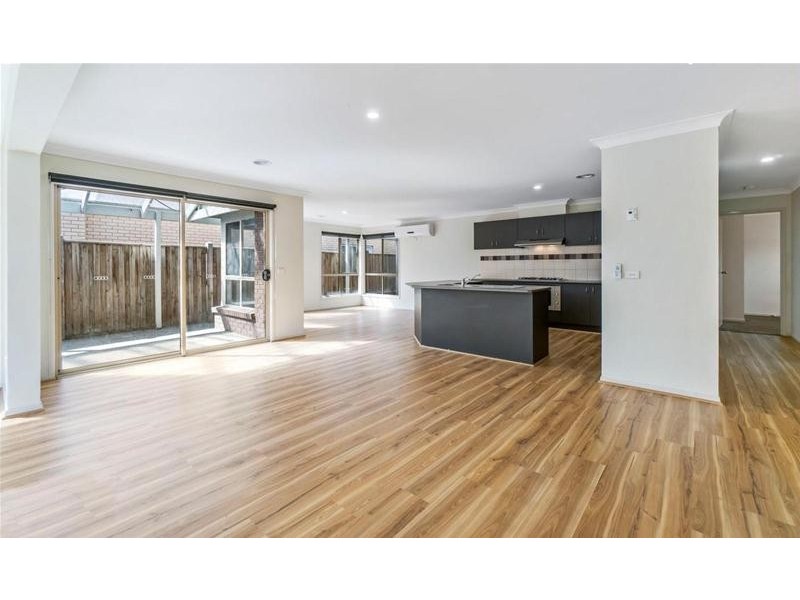 10 Emperor Parade, Tarneit VIC 3029