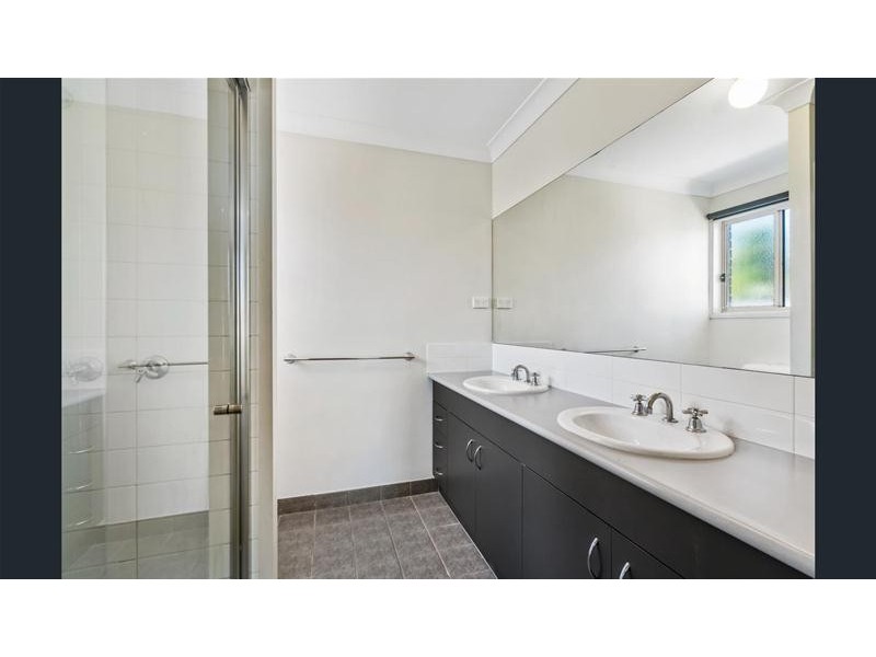 10 Emperor Parade, Tarneit VIC 3029