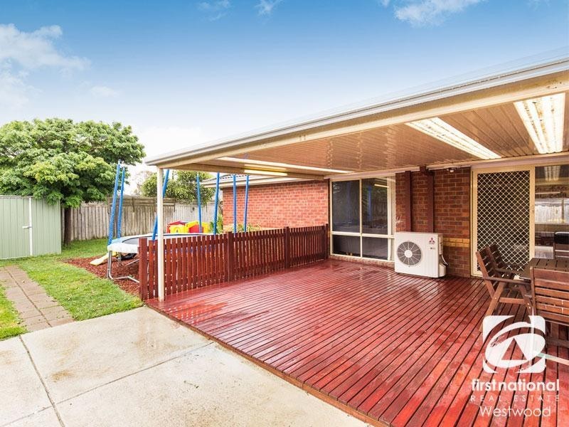 15 Lisa Court, Hoppers Crossing VIC 3029
