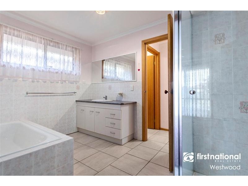 26 Karinya Close, Werribee VIC 3030