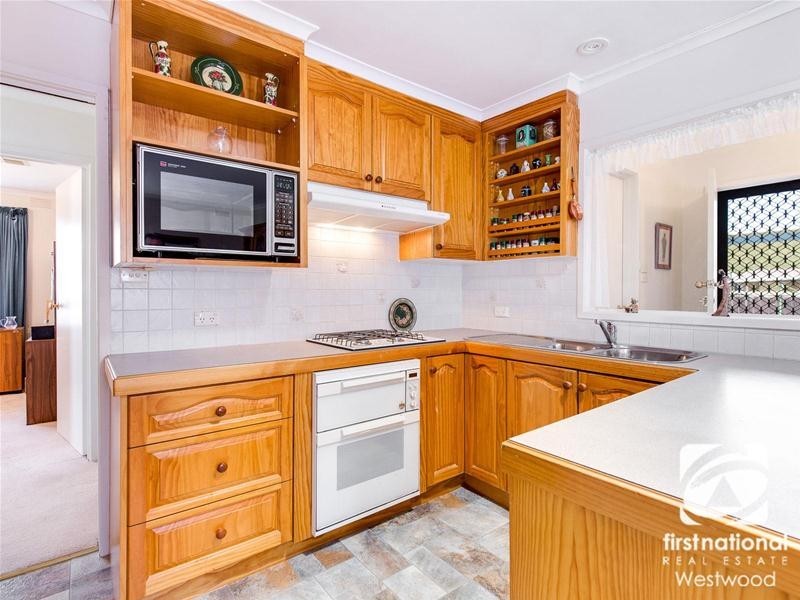 15 Smeaton Avenue, Hoppers Crossing VIC 3029