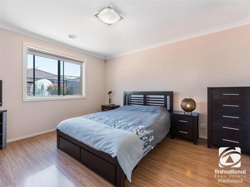 15 Ducane Street, Wyndham Vale VIC 3024