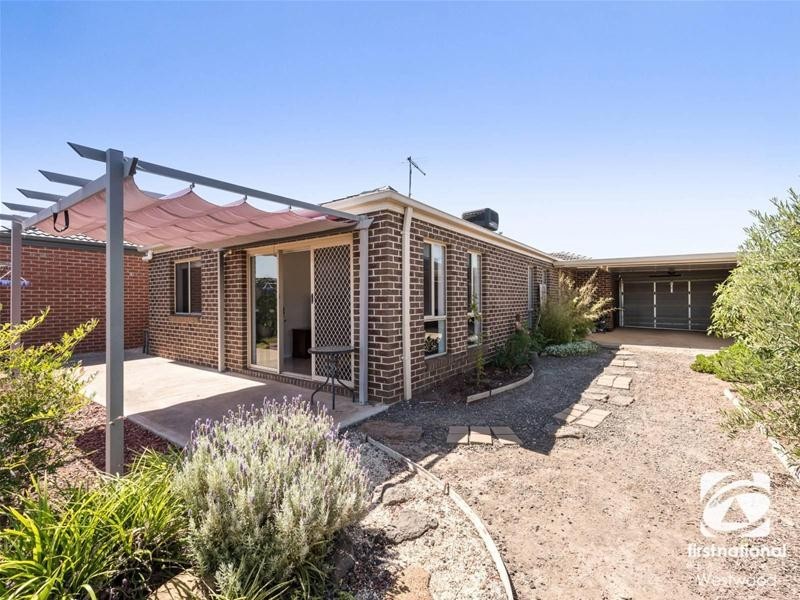 15 Ducane Street, Wyndham Vale VIC 3024