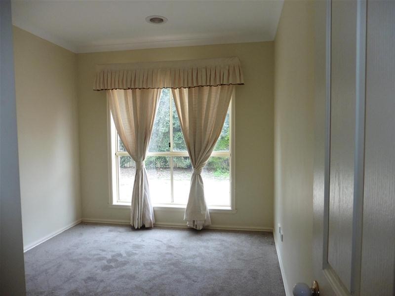 54 Breakwater Crescent, Point Cook VIC 3030