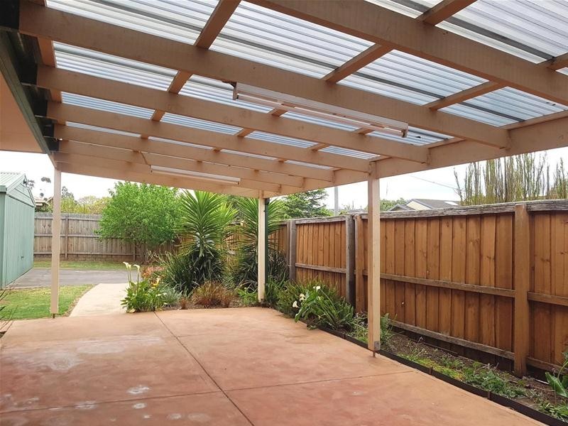 37 Hawkesbury Road, Werribee VIC 3030