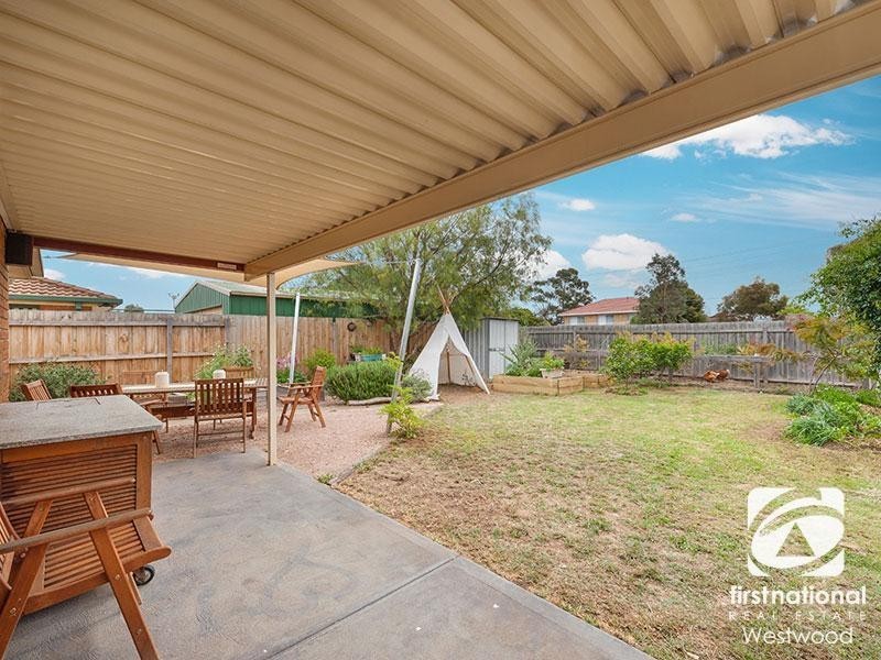 8 Tarwin Place, Wyndham Vale VIC 3024