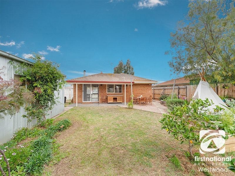 8 Tarwin Place, Wyndham Vale VIC 3024