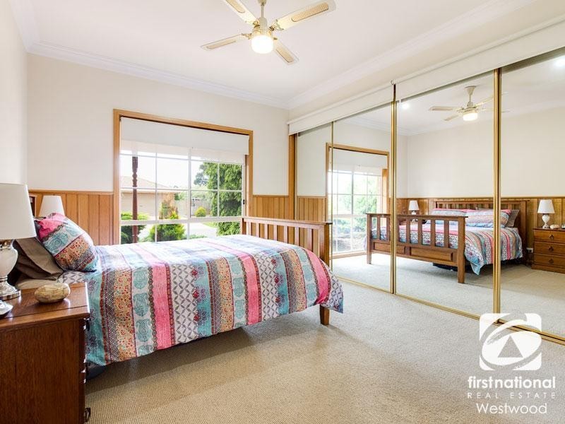 77 Hopetoun Road, Werribee VIC 3030