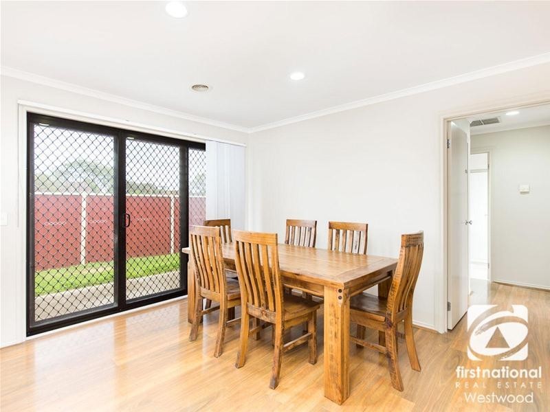 4/10-16 Nepean Court, Wyndham Vale VIC 3024