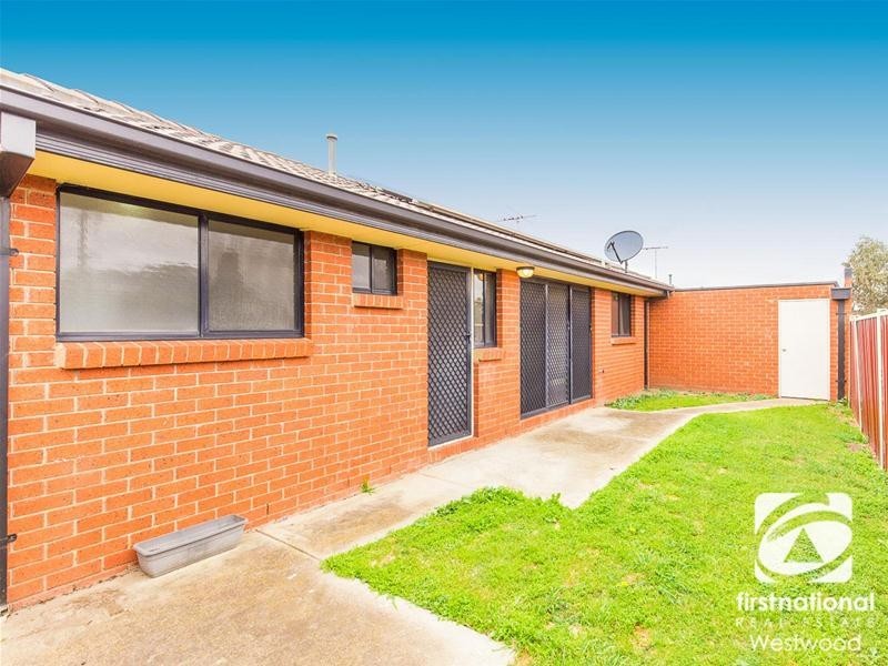 4/10-16 Nepean Court, Wyndham Vale VIC 3024