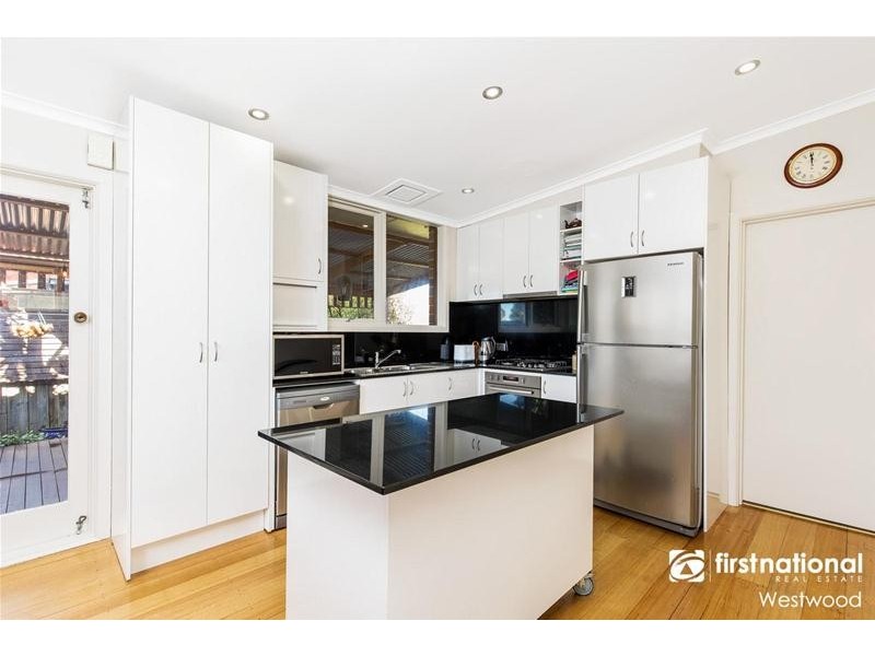 21 Whiton Grove, Wyndham Vale VIC 3024