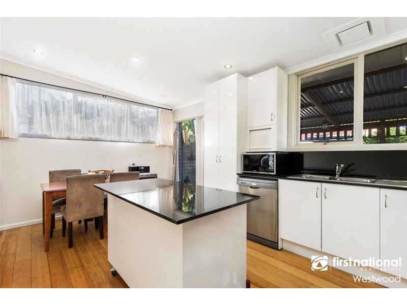 21 Whiton Grove, Wyndham Vale VIC 3024