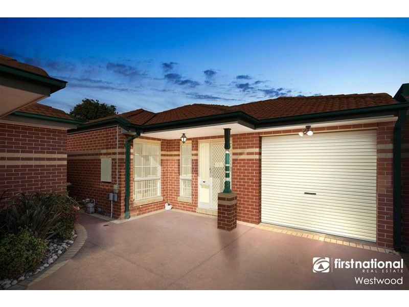 2/14 West County Drive, Wyndham Vale VIC 3024