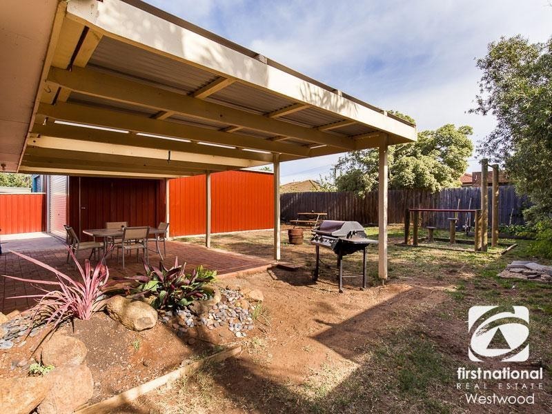 10 Vista Way, Wyndham Vale VIC 3024