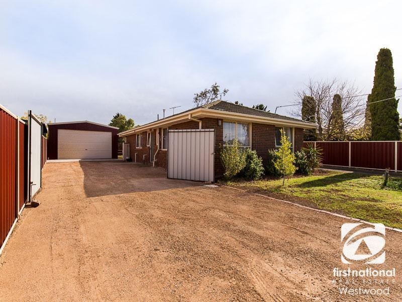 10 Vista Way, Wyndham Vale VIC 3024