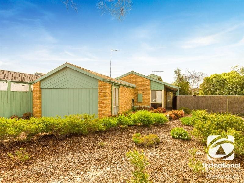 51 Doris Drive, Hoppers Crossing VIC 3029
