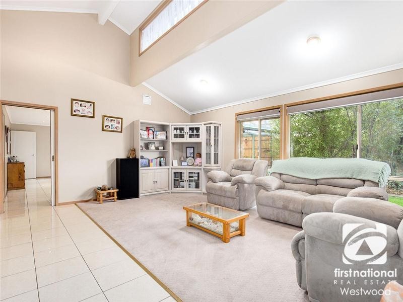 51 Doris Drive, Hoppers Crossing VIC 3029