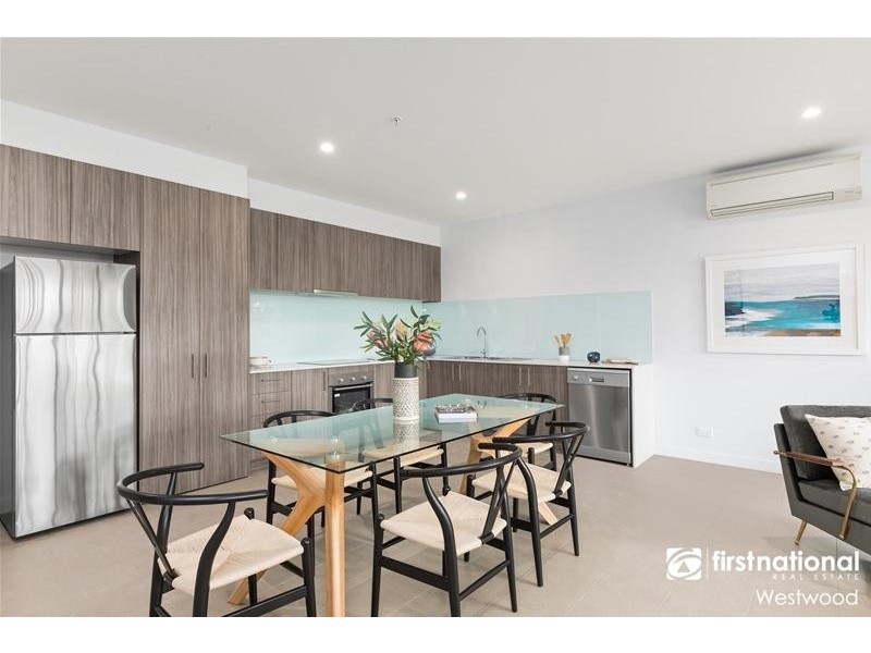 402/116 Watton Street, Werribee VIC 3030