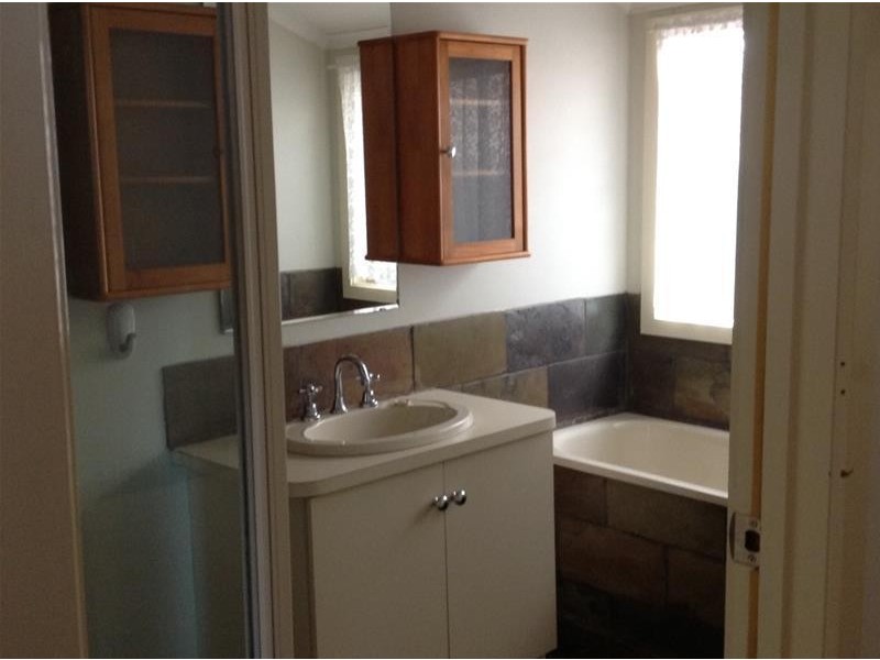 30 Black Forest Road, Werribee VIC 3030