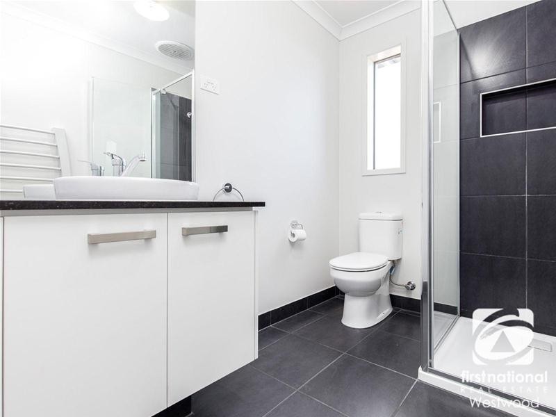 12 Mathoura Avenue, Werribee VIC 3030