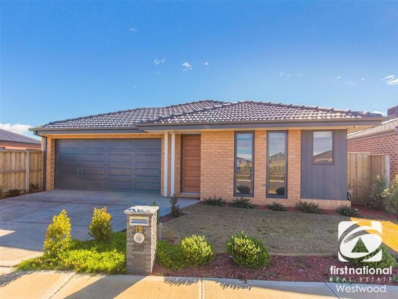 12 Mathoura Avenue, Werribee VIC 3030