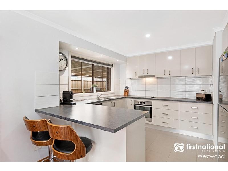 44 Queensbury Way, Werribee VIC 3030